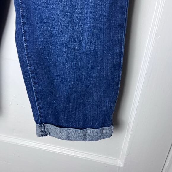 Vintage Levi's Women's Blue Cropped Y2K Denim Capri Pants Jeans Low Rise Size 8 - Picture 9 of 9